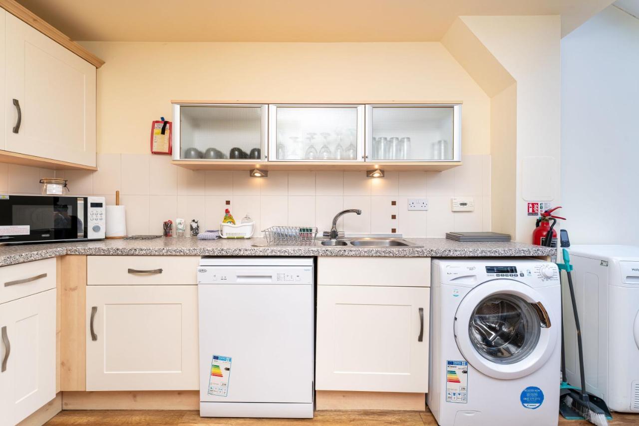 4 Bedroom Townhouse In Stirling Exteriér fotografie