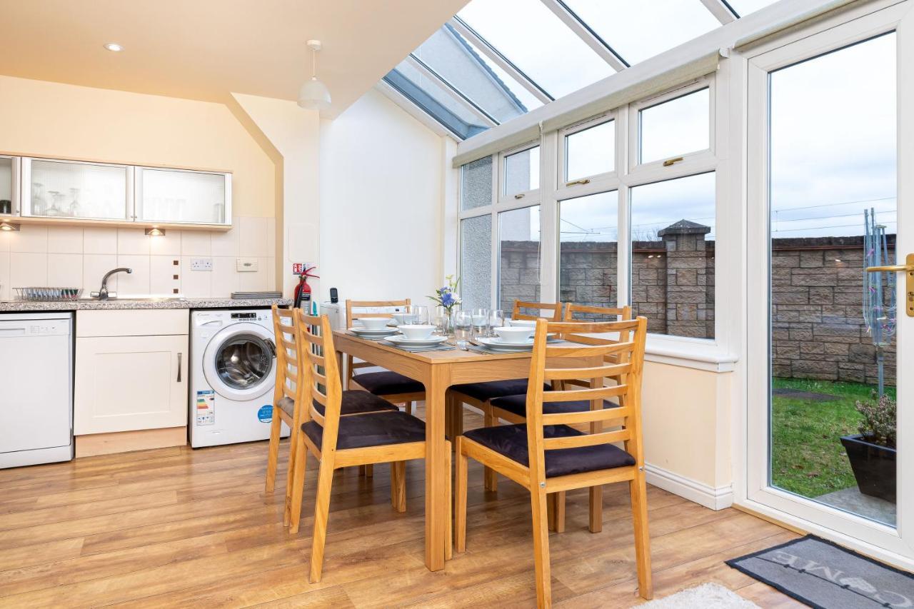 4 Bedroom Townhouse In Stirling Exteriér fotografie