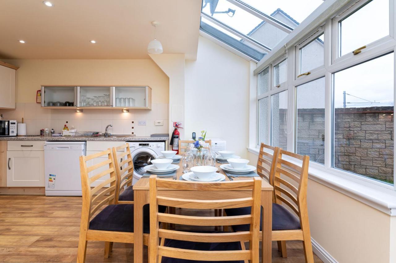 4 Bedroom Townhouse In Stirling Exteriér fotografie