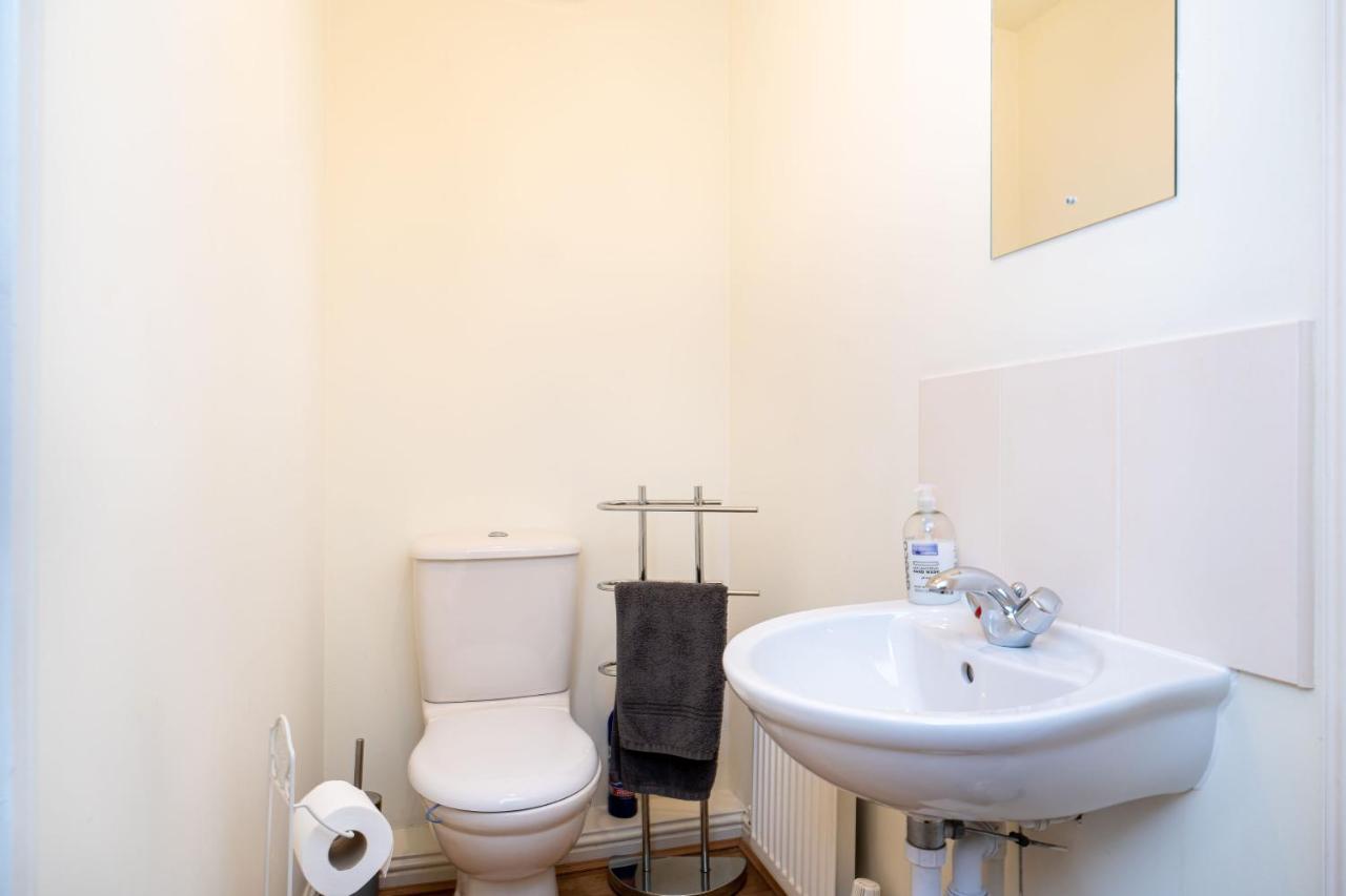 4 Bedroom Townhouse In Stirling Exteriér fotografie