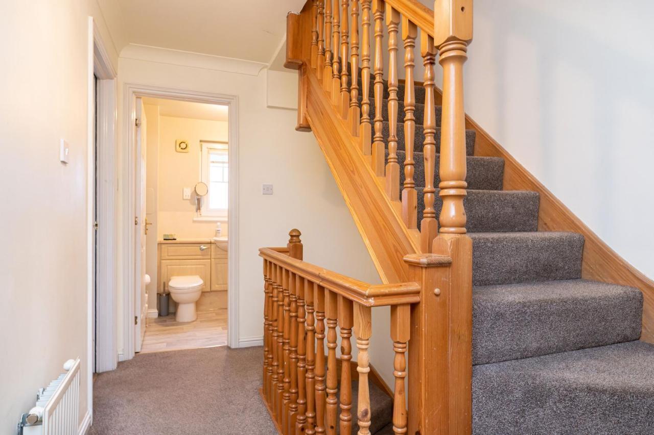4 Bedroom Townhouse In Stirling Exteriér fotografie