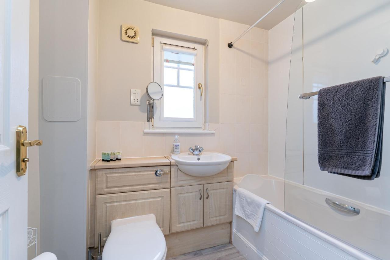 4 Bedroom Townhouse In Stirling Exteriér fotografie